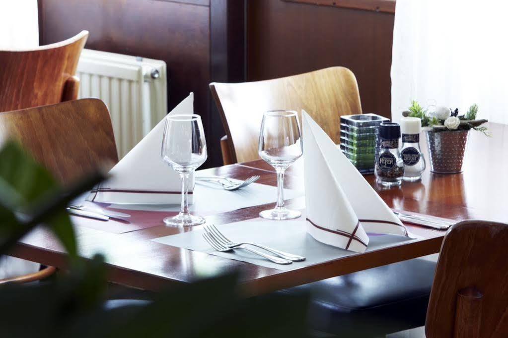 Campanile Hotel & Restaurant Леуварден Екстер'єр фото